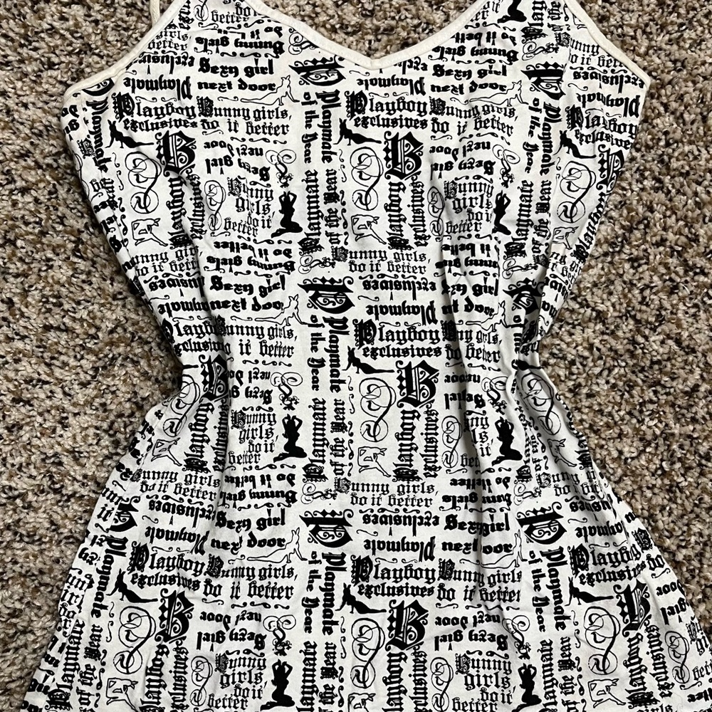 PLAYBOY Black and White Graphic Top